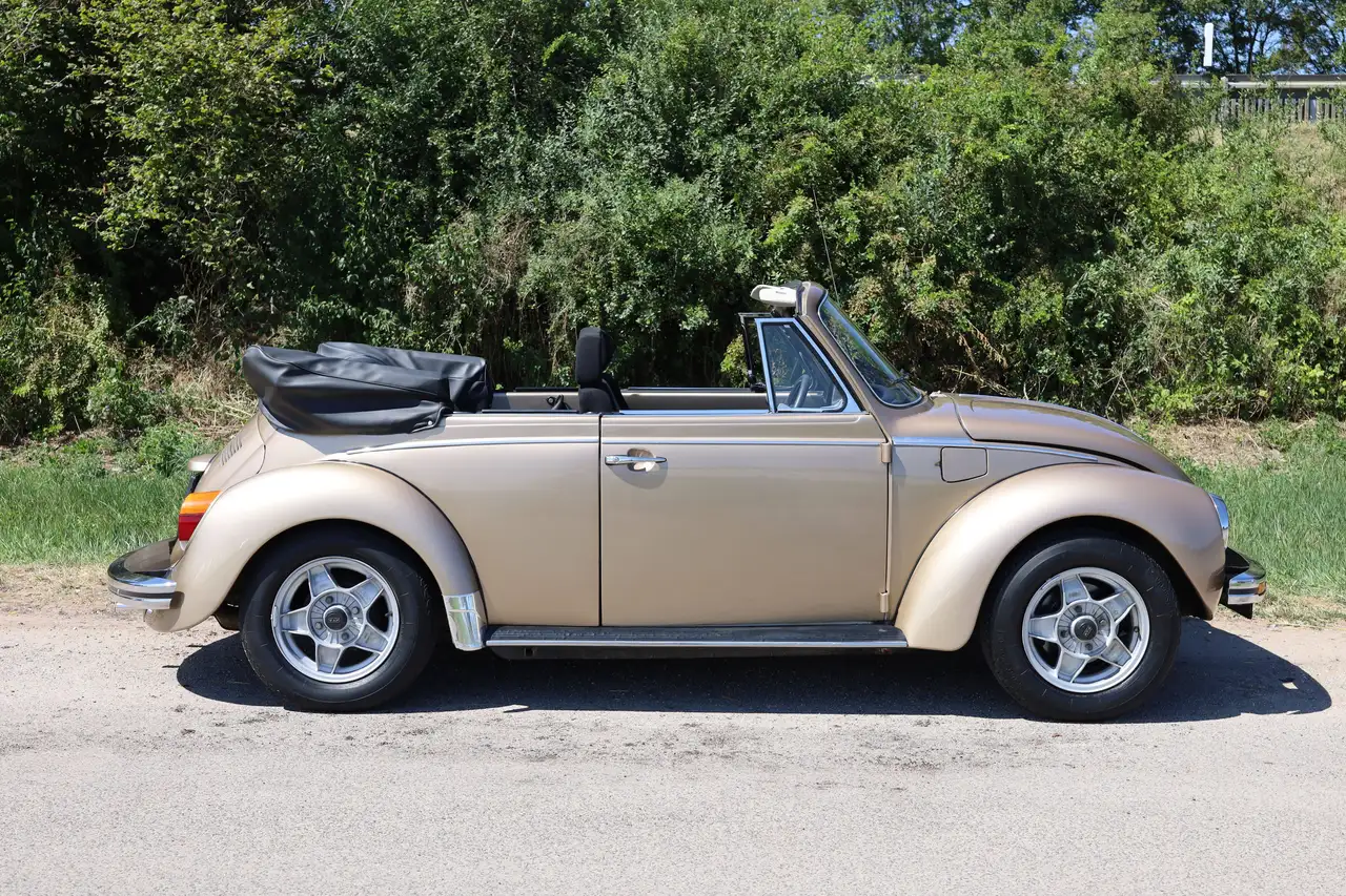 Volkswagen Käfer Cabrio 1303 LS, foto 2