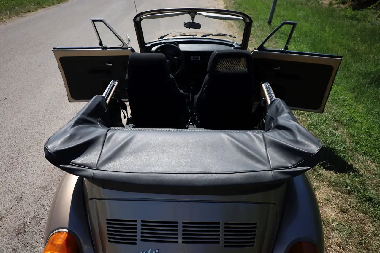 Volkswagen Käfer Cabrio 1303 LS, foto 9