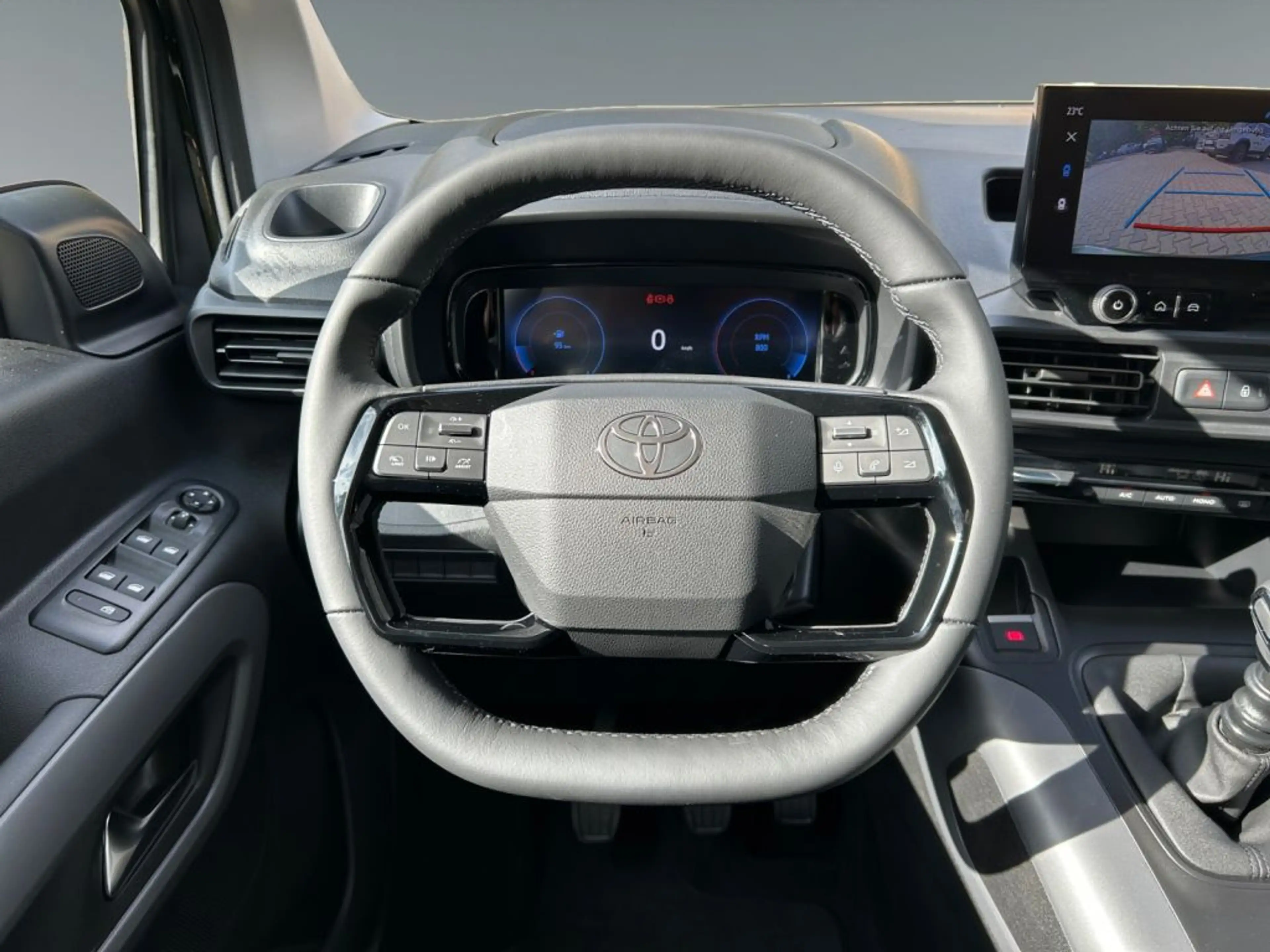 Toyota Proace City Verso 1.2 Turbo L1 Teamplayer (E) — photo 12