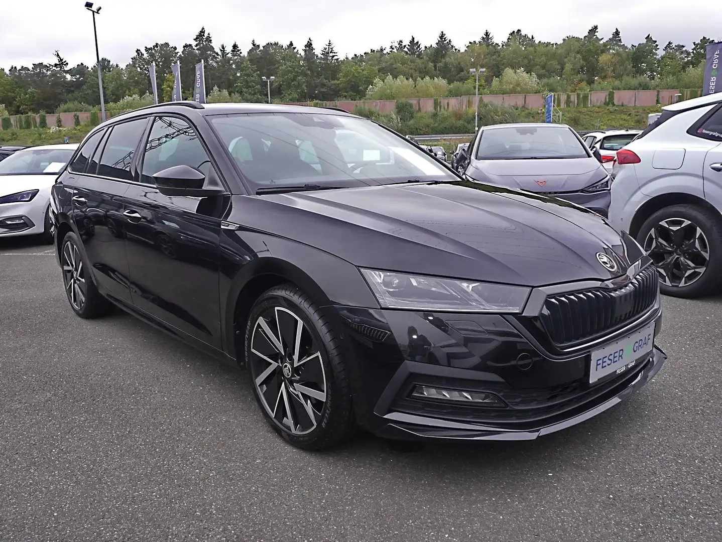 Skoda Octavia Combi Sportline 2.0 TDI DSG LED NAVI SHZ Schwarz - 2