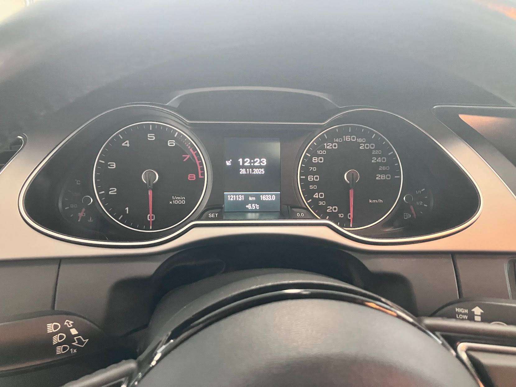 2013 Audi A4 Premium thumb 12