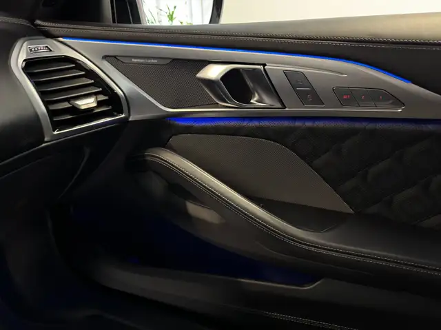 BMW M8 Competition VOLL-AUSSTATTUNG*CARBON*LASER*360*20Z* Ansicht 18