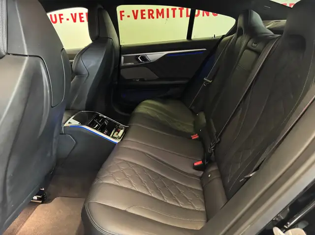 BMW M8 Competition VOLL-AUSSTATTUNG*CARBON*LASER*360*20Z* Ansicht 42