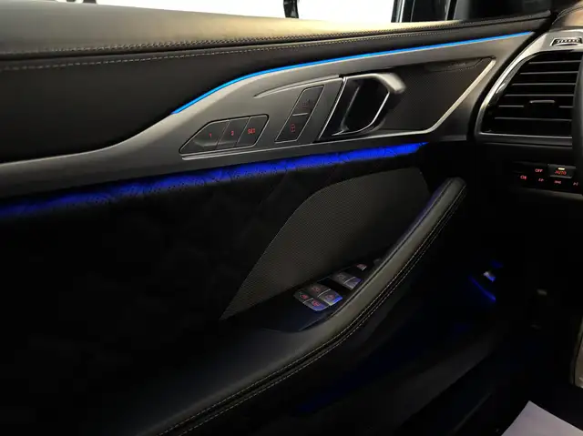 BMW M8 Competition VOLL-AUSSTATTUNG*CARBON*LASER*360*20Z* Ansicht 17