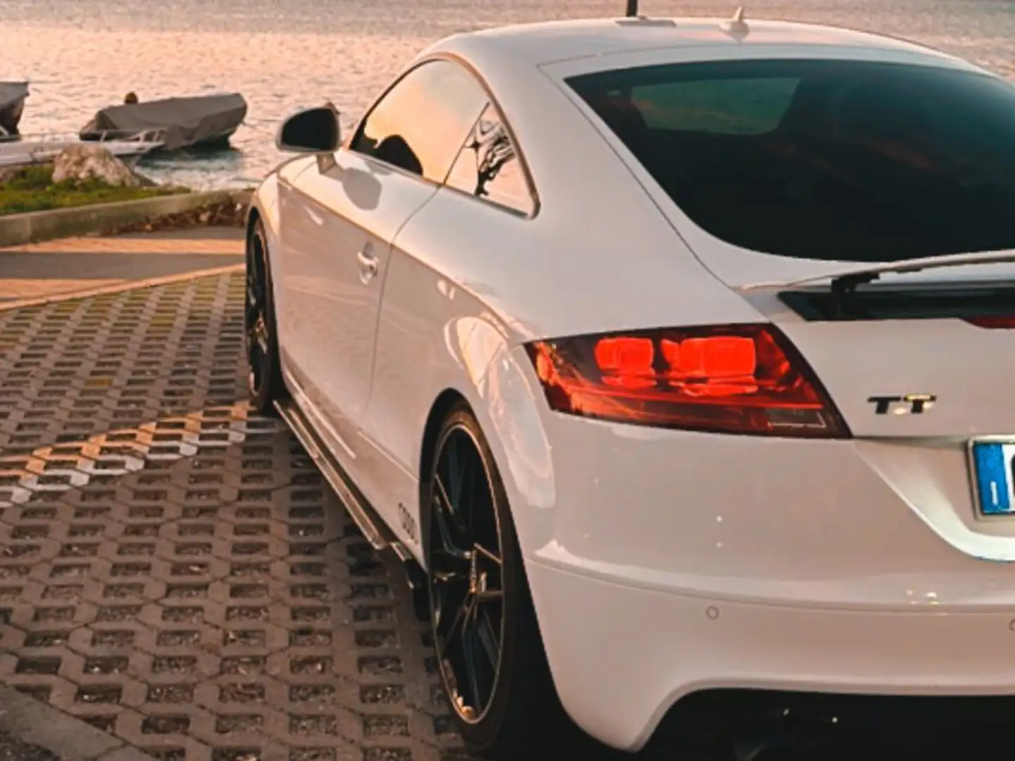Audi TT TT II 2007 Coupe Coupe 2.0 tfsi s-tronic Bianco - 2