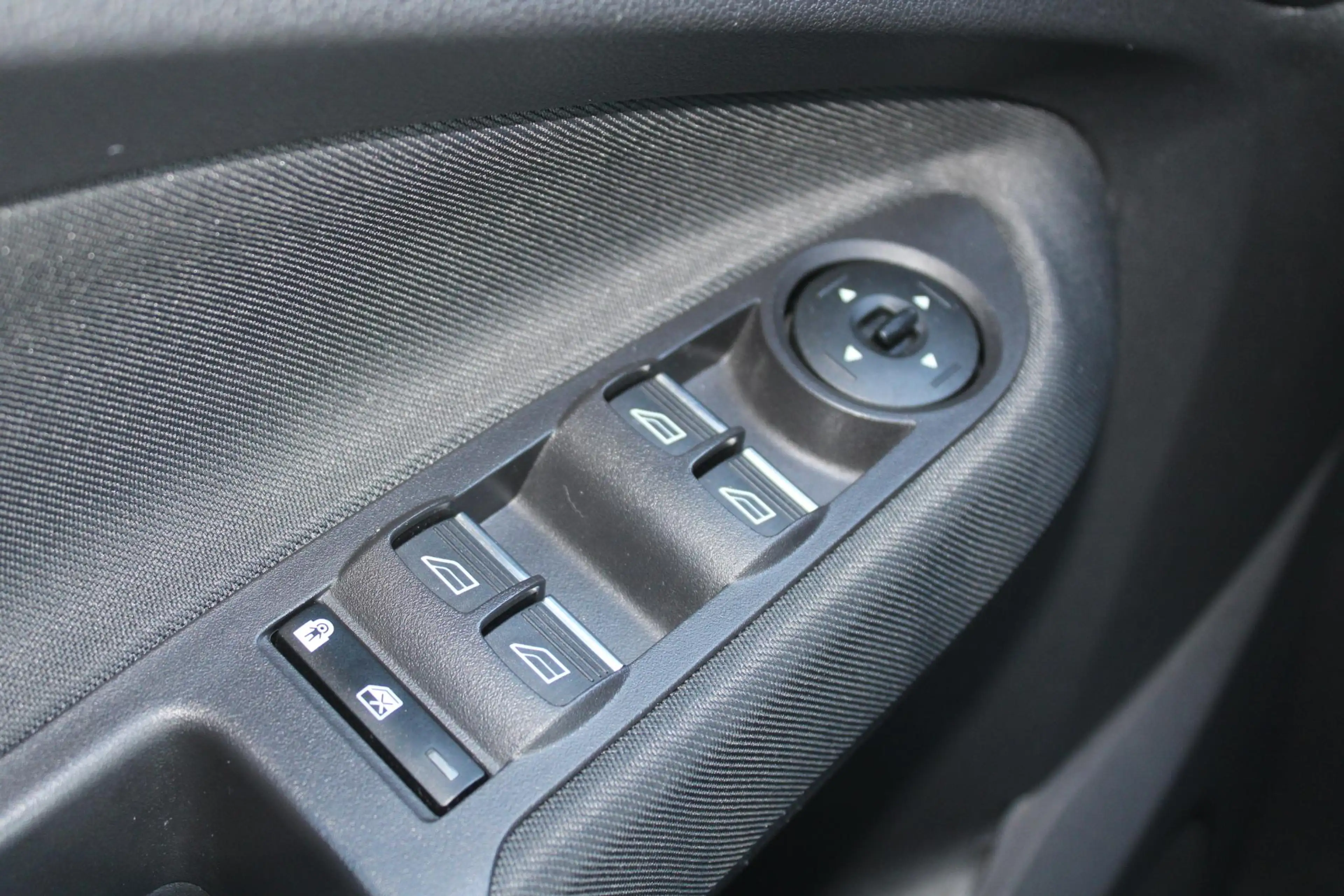 Ford C-Max 1.0 Titanium | Trekhaak | Stoelverwarming | Cruise — photo 8
