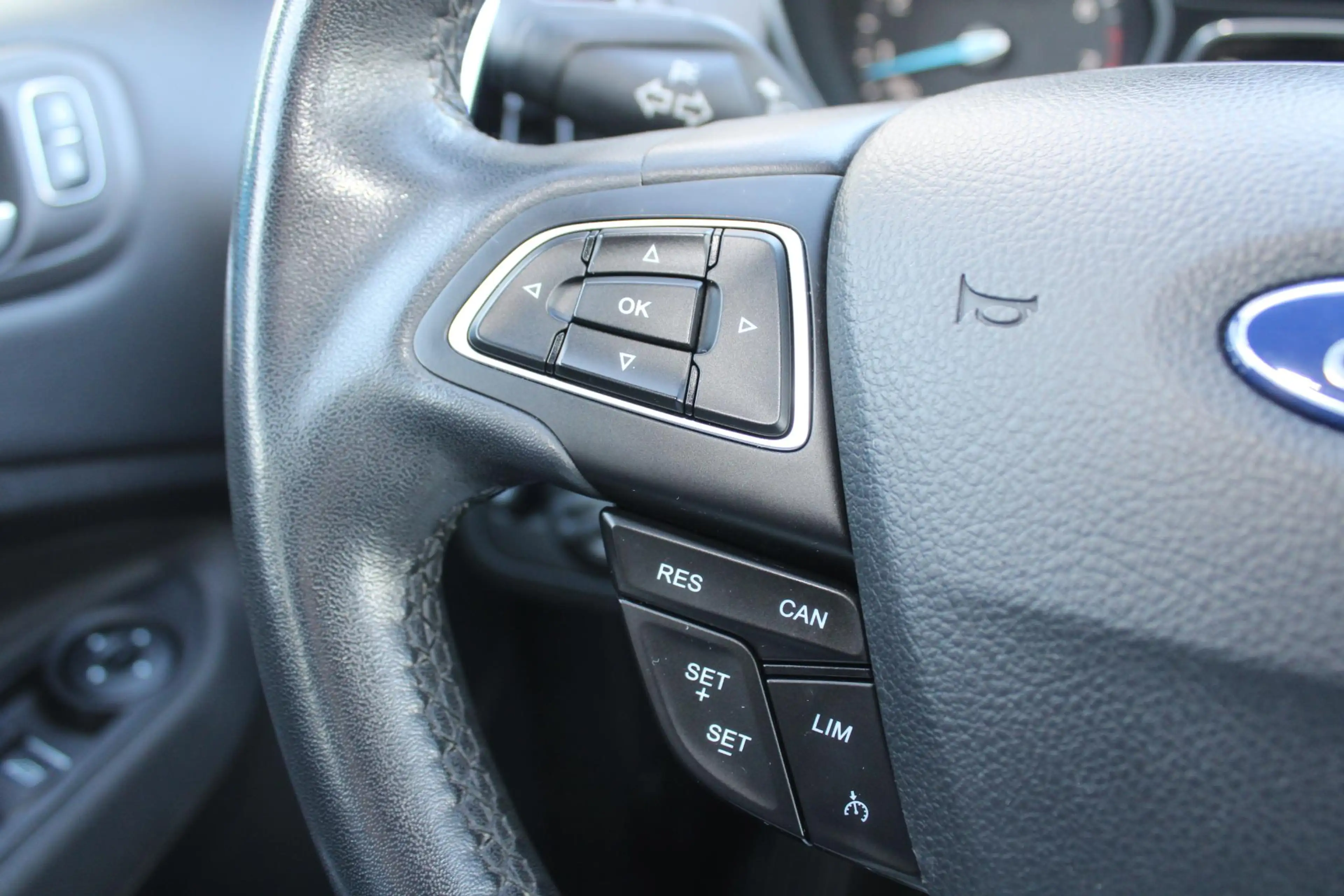 Ford C-Max 1.0 Titanium | Trekhaak | Stoelverwarming | Cruise — photo 9
