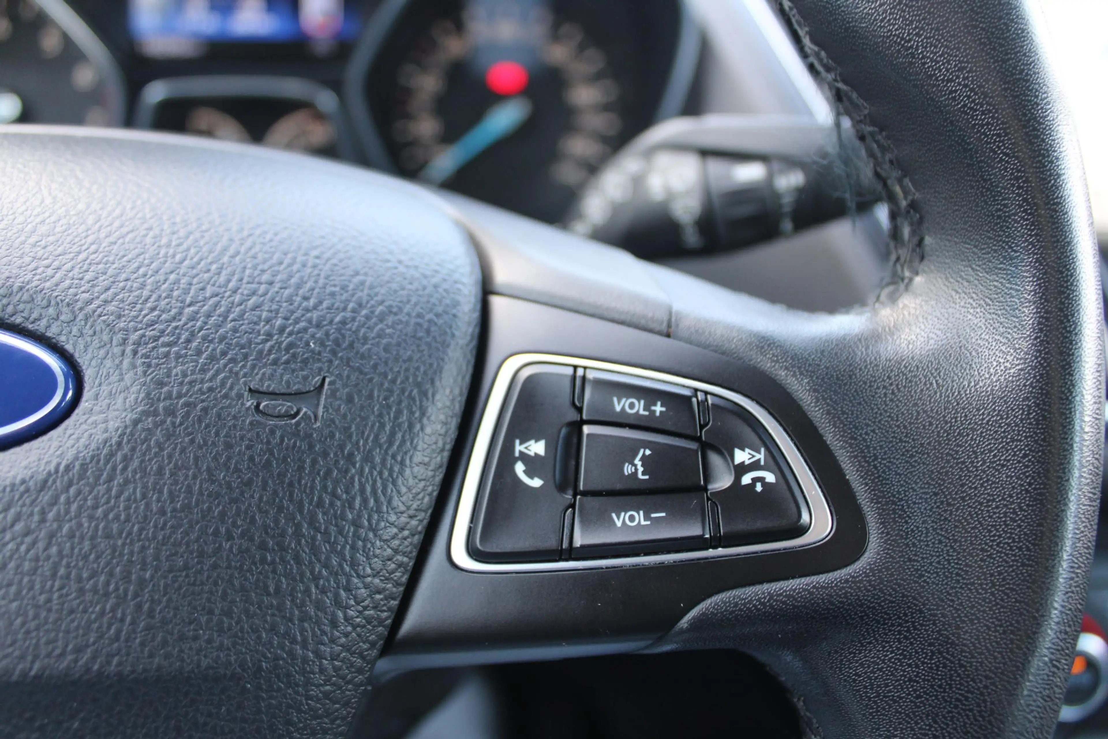 Ford C-Max 1.0 Titanium | Trekhaak | Stoelverwarming | Cruise — photo 11