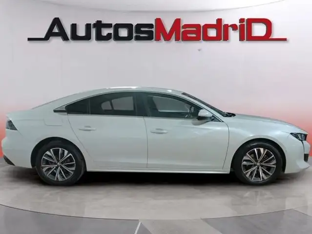 Peugeot 508 view 9