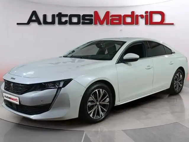 Peugeot 508 view 3