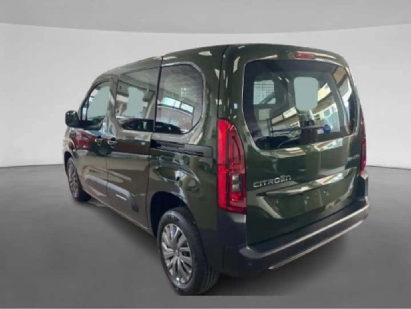 Citroen Berlingo Combi BlueHDi S&S Talla M Plus 100 Vert - 2