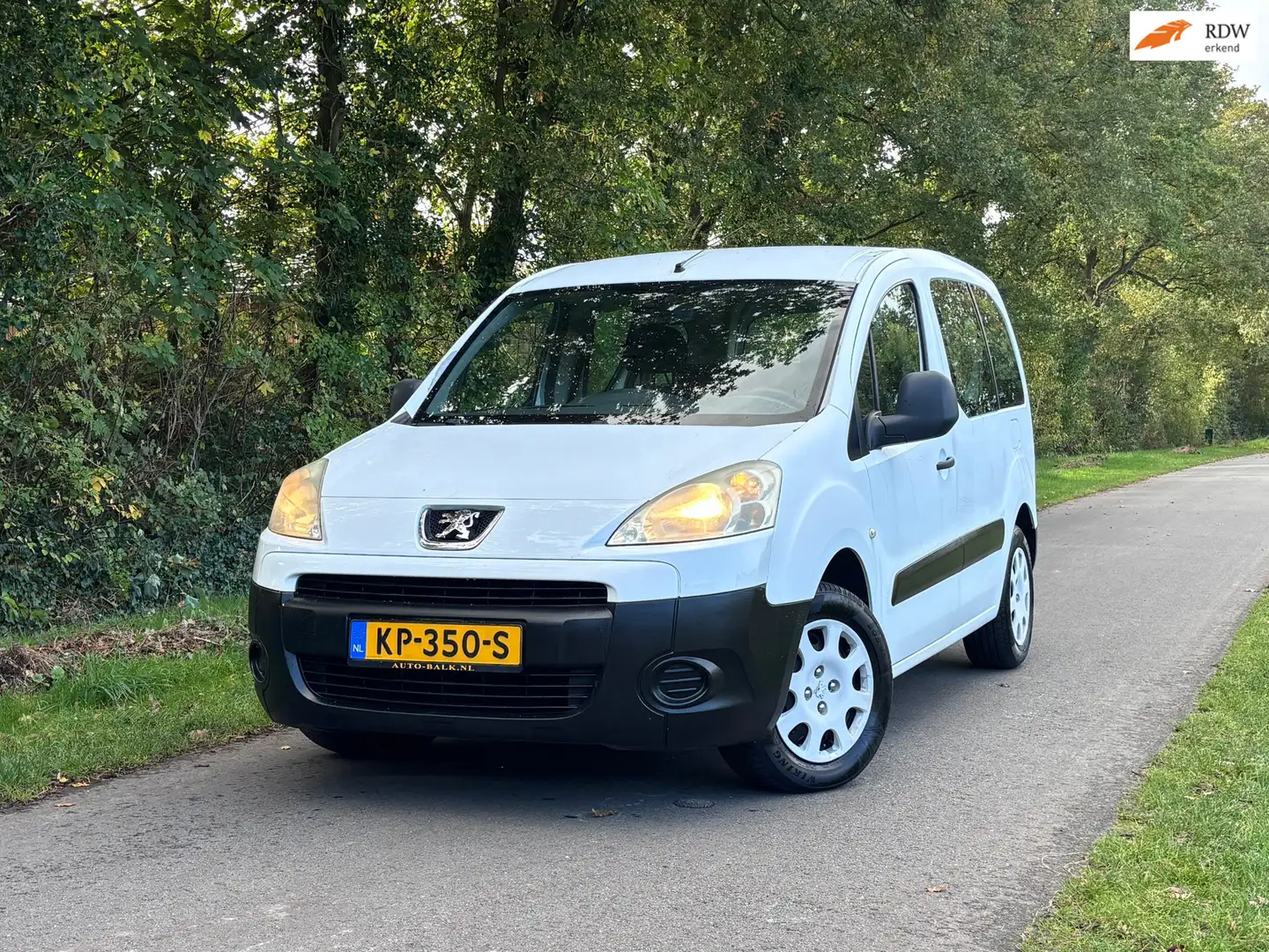 Peugeot Partner Tepee 1.6 HDiF XR | Nu € 2.950!! Wit - 1
