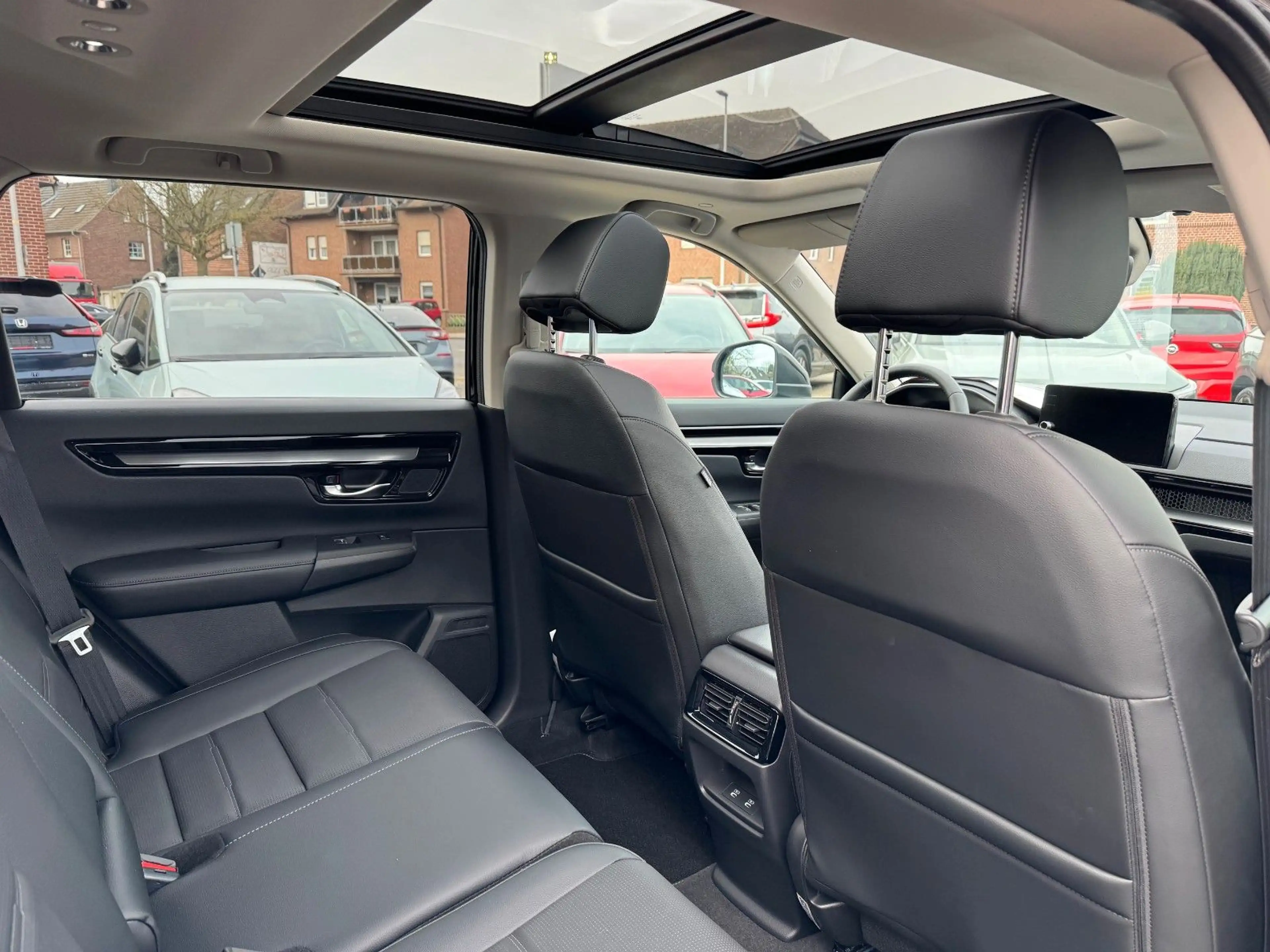 Honda CR-V 2.0 e:HEV AWD Advance — photo 15