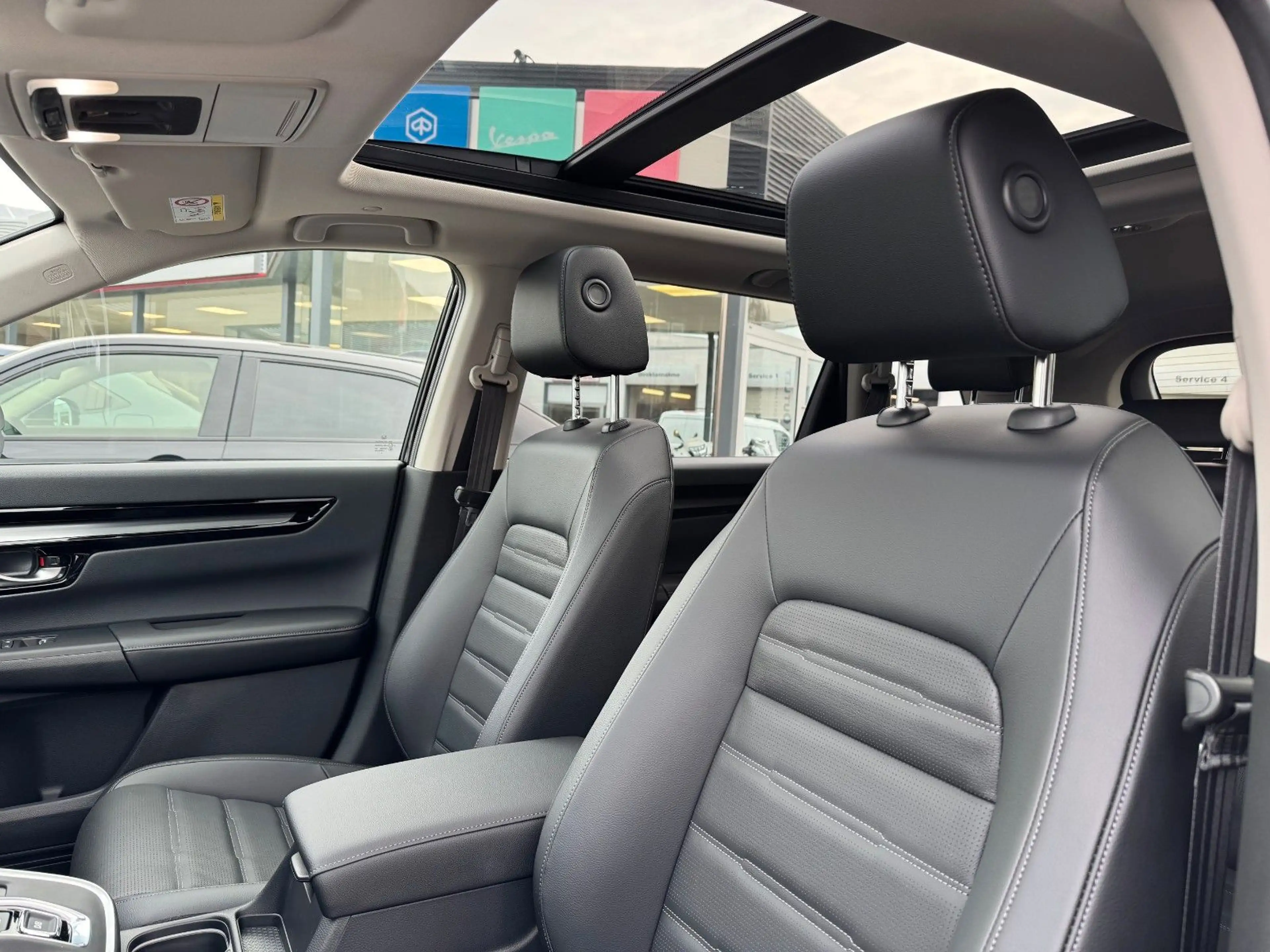 Honda CR-V 2.0 e:HEV AWD Advance — photo 8