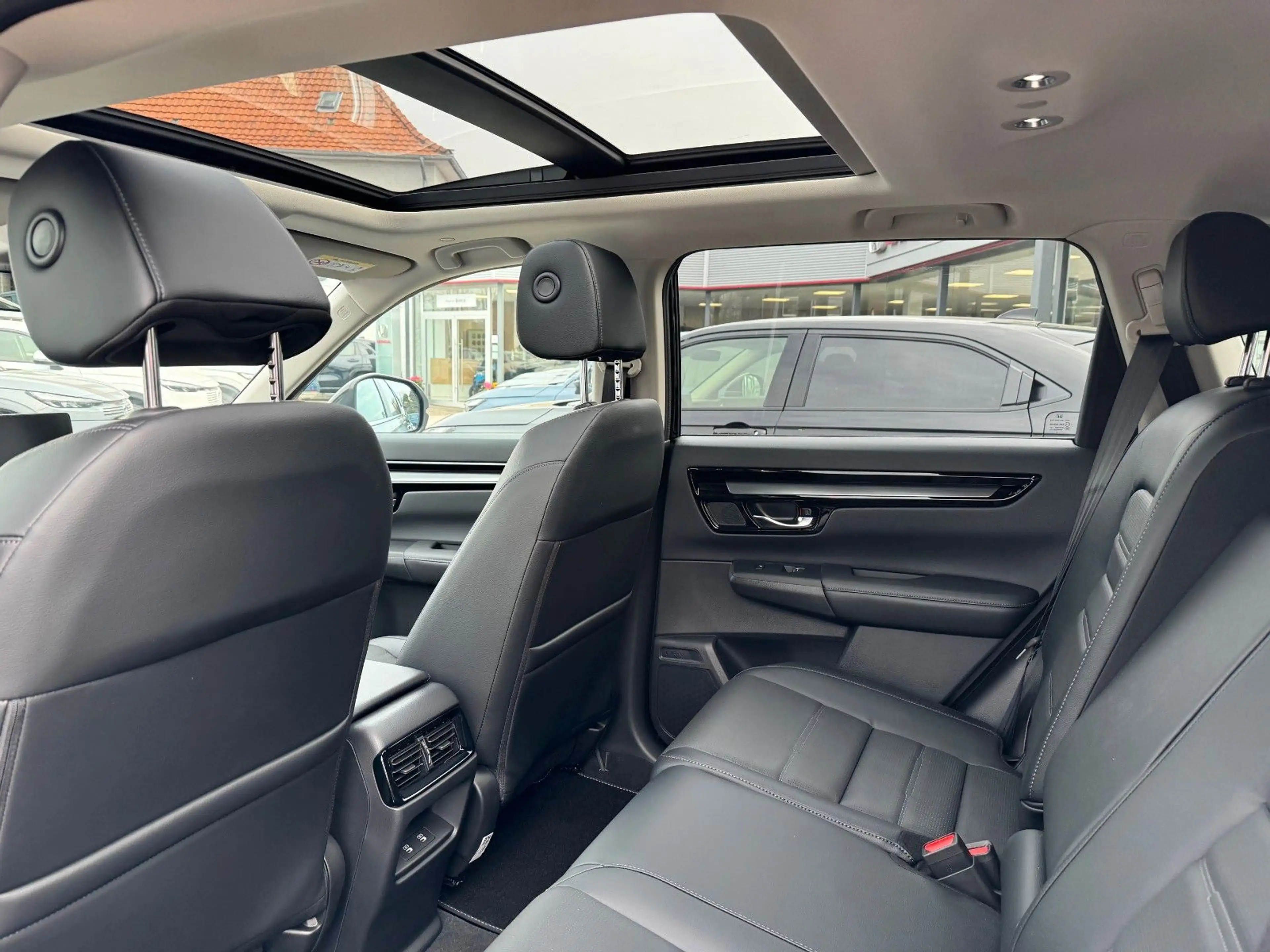 Honda CR-V 2.0 e:HEV AWD Advance — photo 13