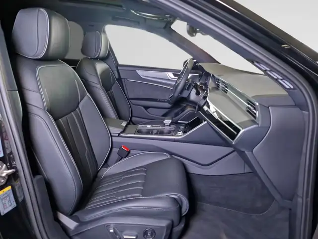 Audi A6 view 9