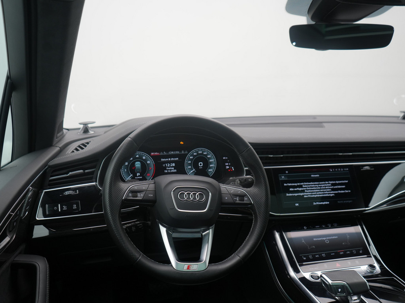 Audi Q7 e S line LASER PANO AHK LUFT NACHTSICHT LE — photo 9