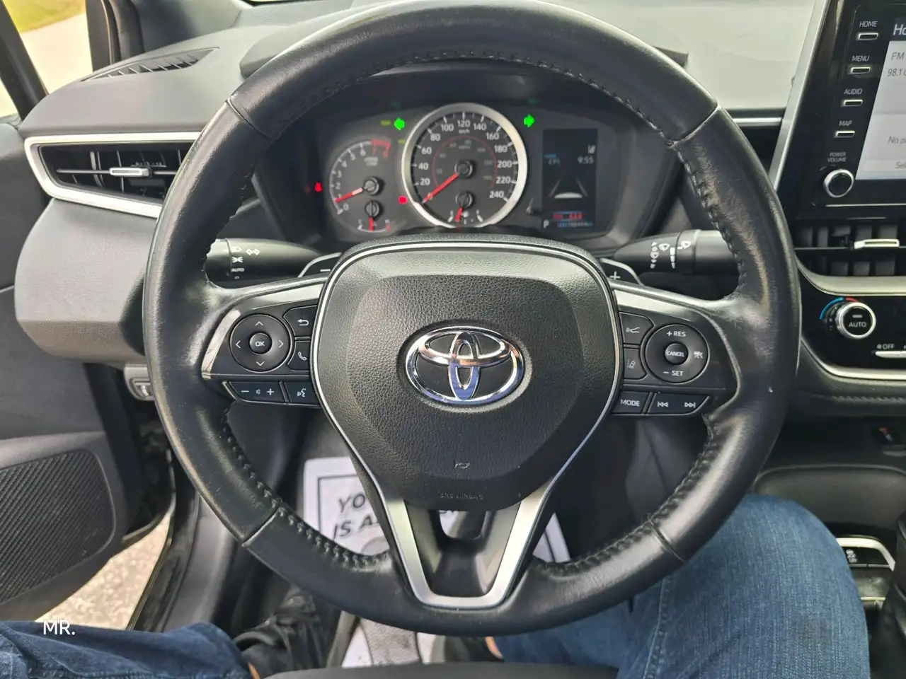 Toyota Corolla снимка Toyota Corolla