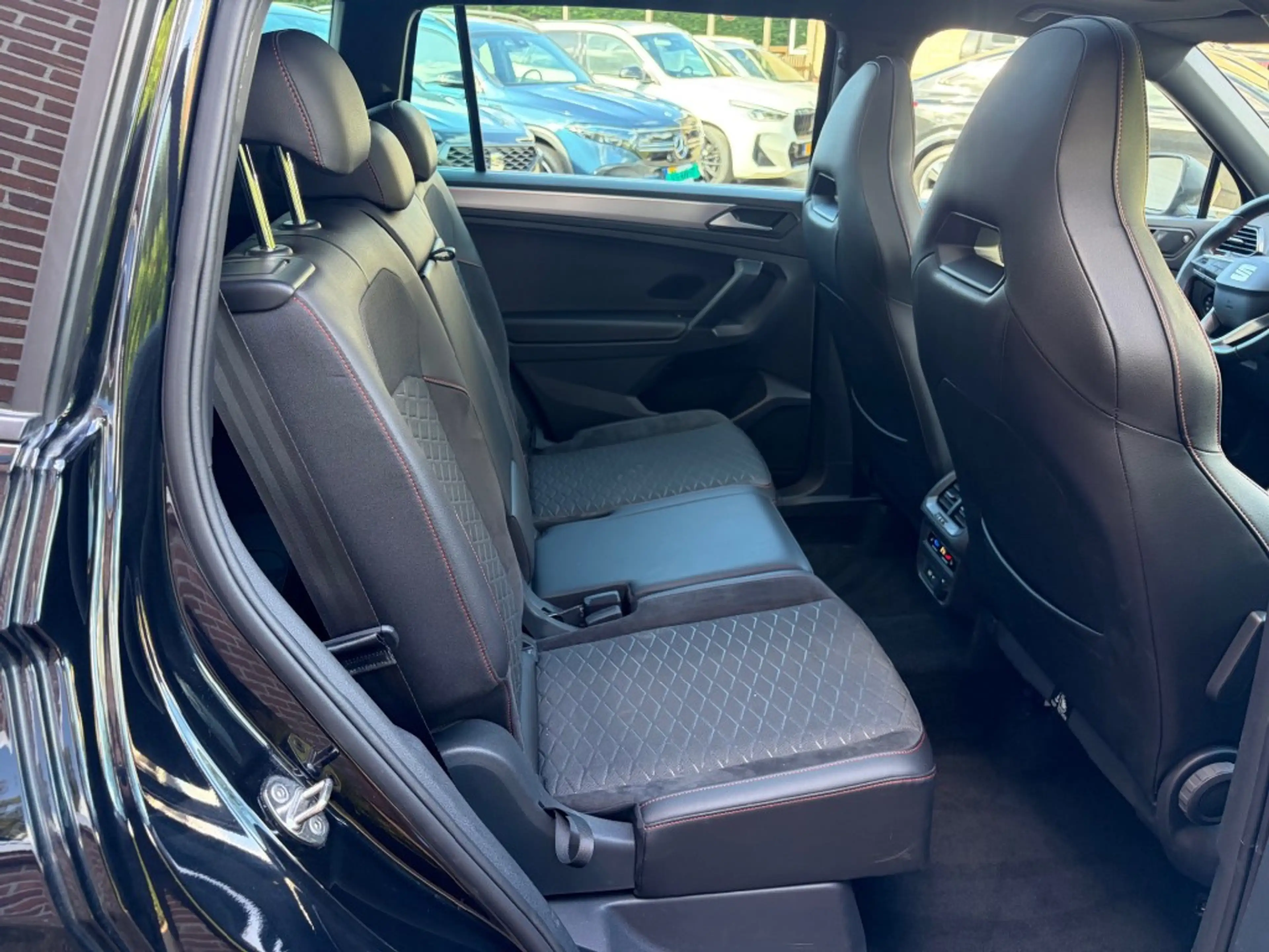 SEAT Tarraco 2.0 TFSI FR 4 drive PANO TREKHAAK BEATS 7 ZITS — photo 16