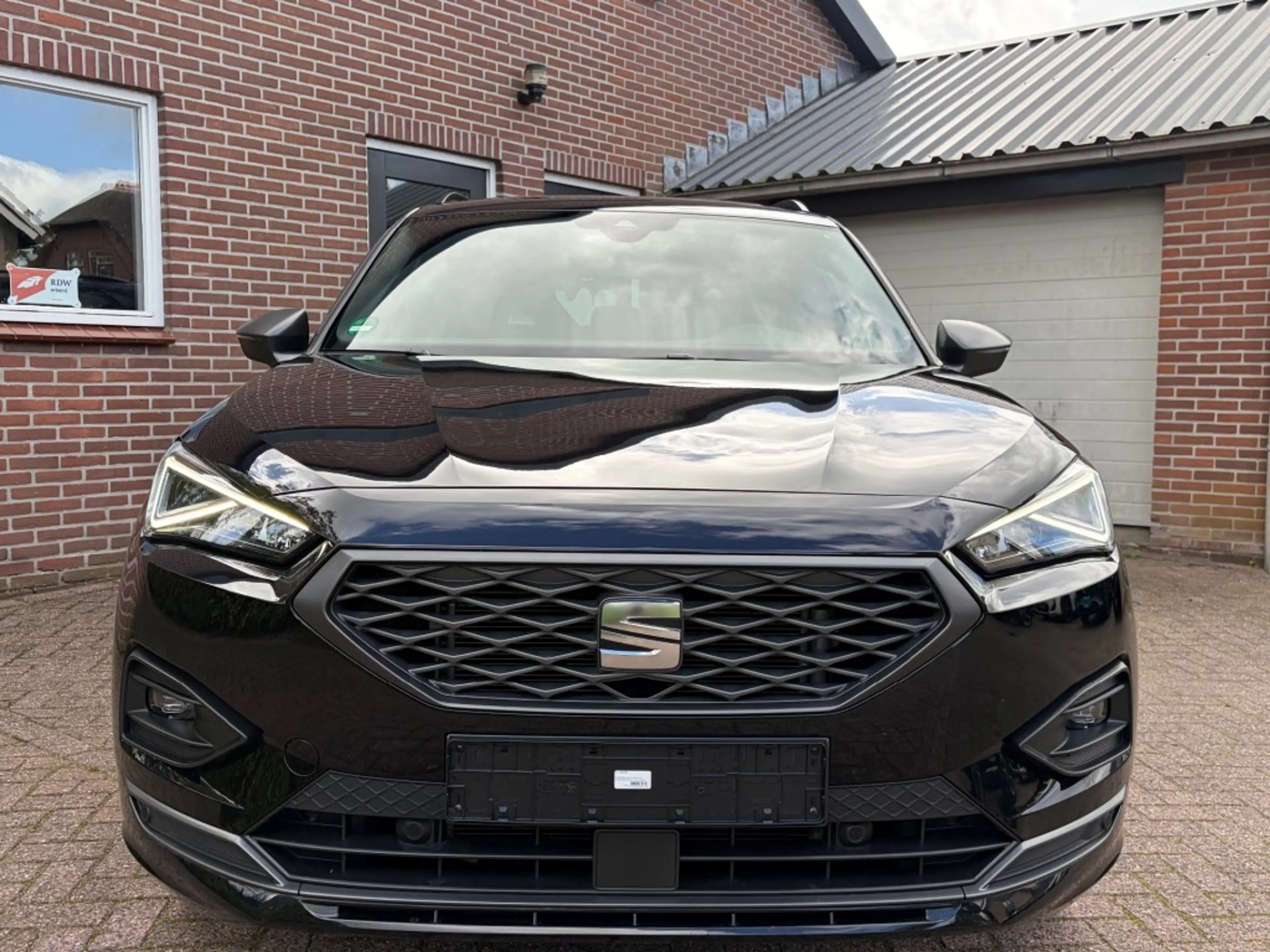 SEAT Tarraco 2.0 TFSI FR 4 drive PANO TREKHAAK BEATS 7 ZITS — photo 8