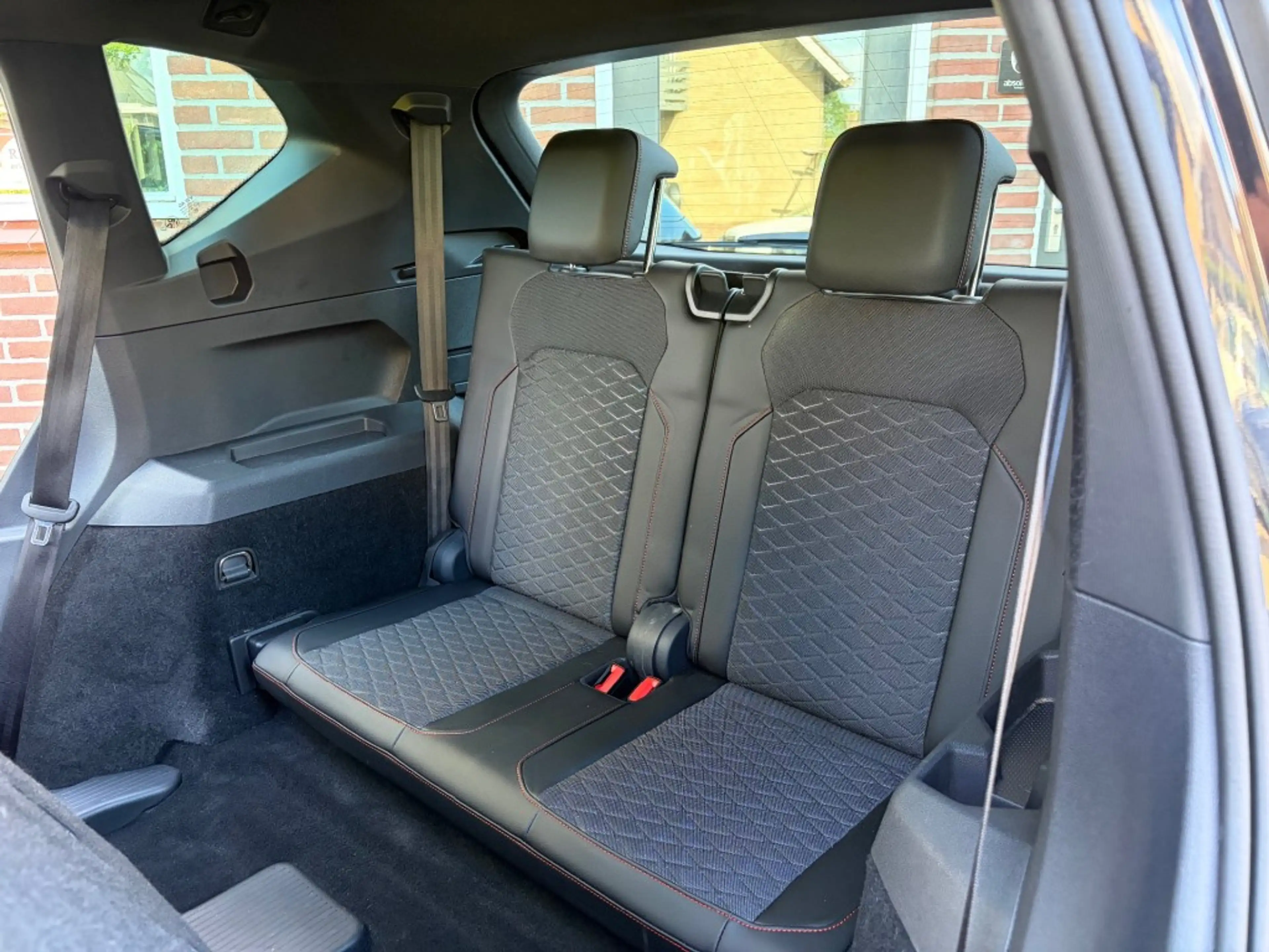 SEAT Tarraco 2.0 TFSI FR 4 drive PANO TREKHAAK BEATS 7 ZITS — photo 17