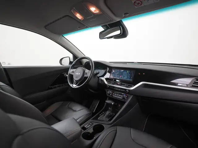 Kia Niro view 2