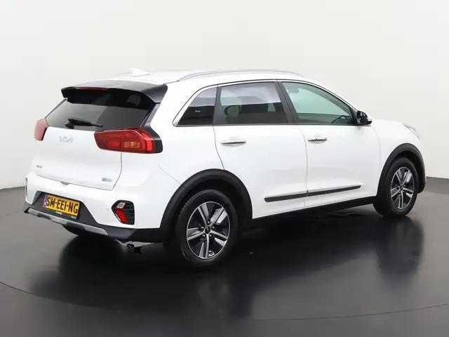 Kia Niro view 6