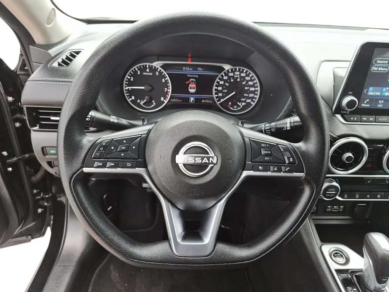 Nissan Sentra fotografie Nissan Sentra