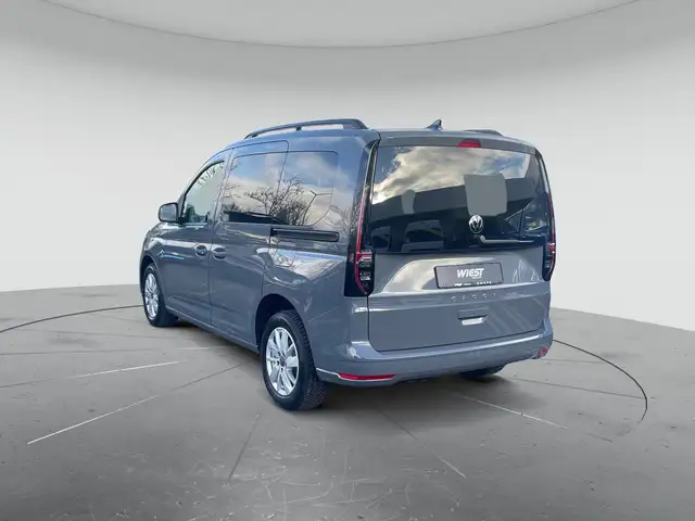Volkswagen Caddy view 5