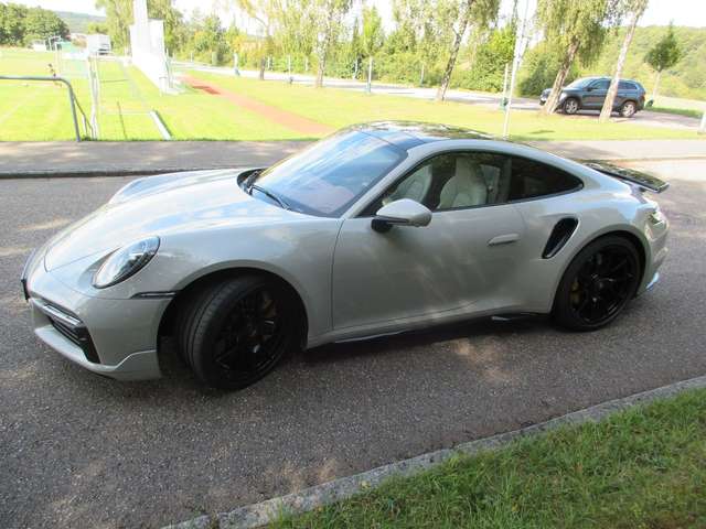 Porsche 992 Turbo S  Vollausstattung/Aero-Kit/SSD/Liftsy