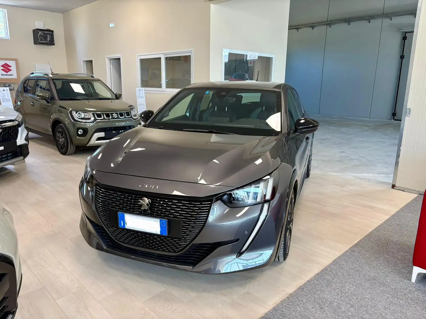 Peugeot 208 208 II 2019 1.2 puretech GT s Gris - 1