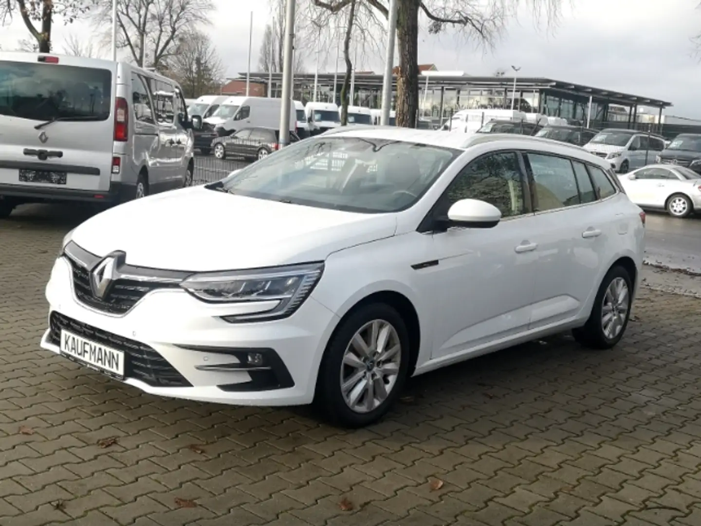 Renault Megane IV Grandtour Business Edition 1.6 E-TECH Plug-in H Білий - 1