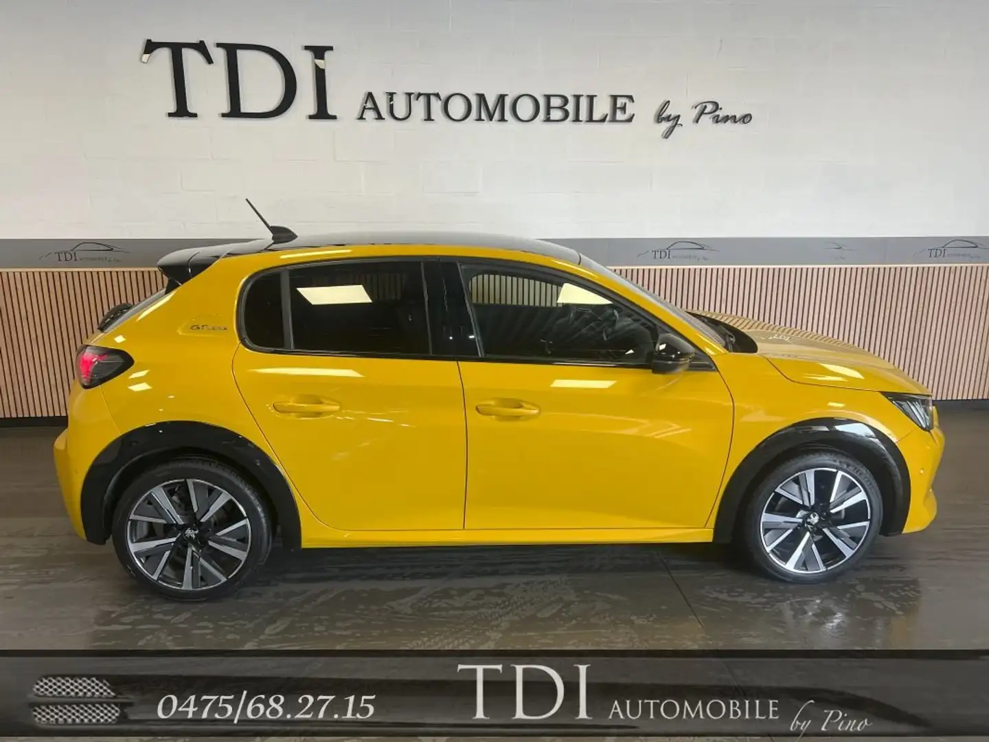 Peugeot 208 1.2i*90CV*GT Line (EU6.3)*NAVI*COCKIP 3D*GARANTIE* Jaune - 2