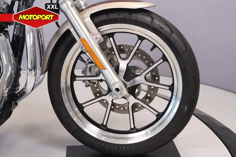 Harley-Davidson Sportster 1200 - foto 7