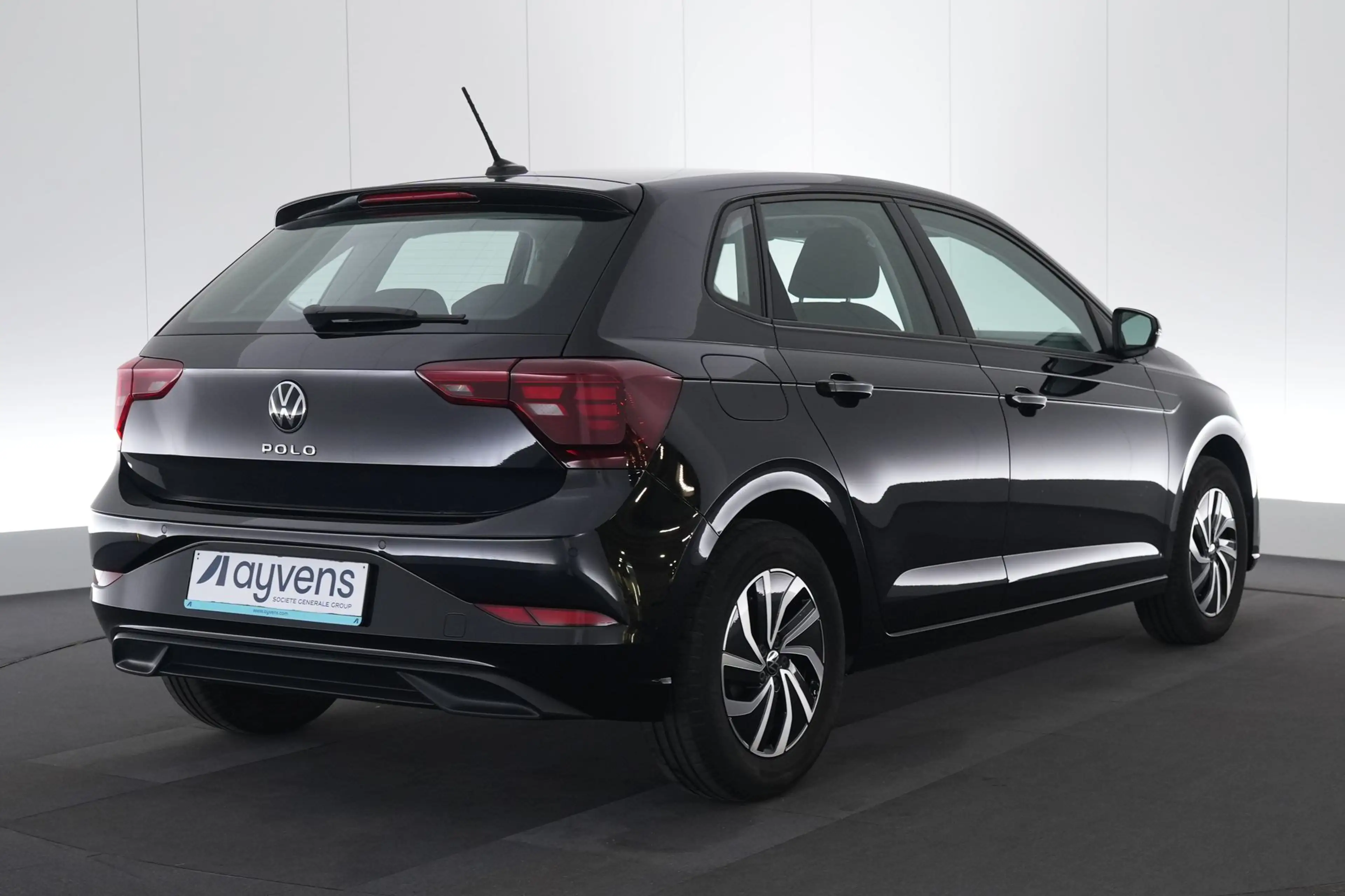Volkswagen Polo 1.0 TSI Life Business LED GPS PDC CAM Carplay — photo 7