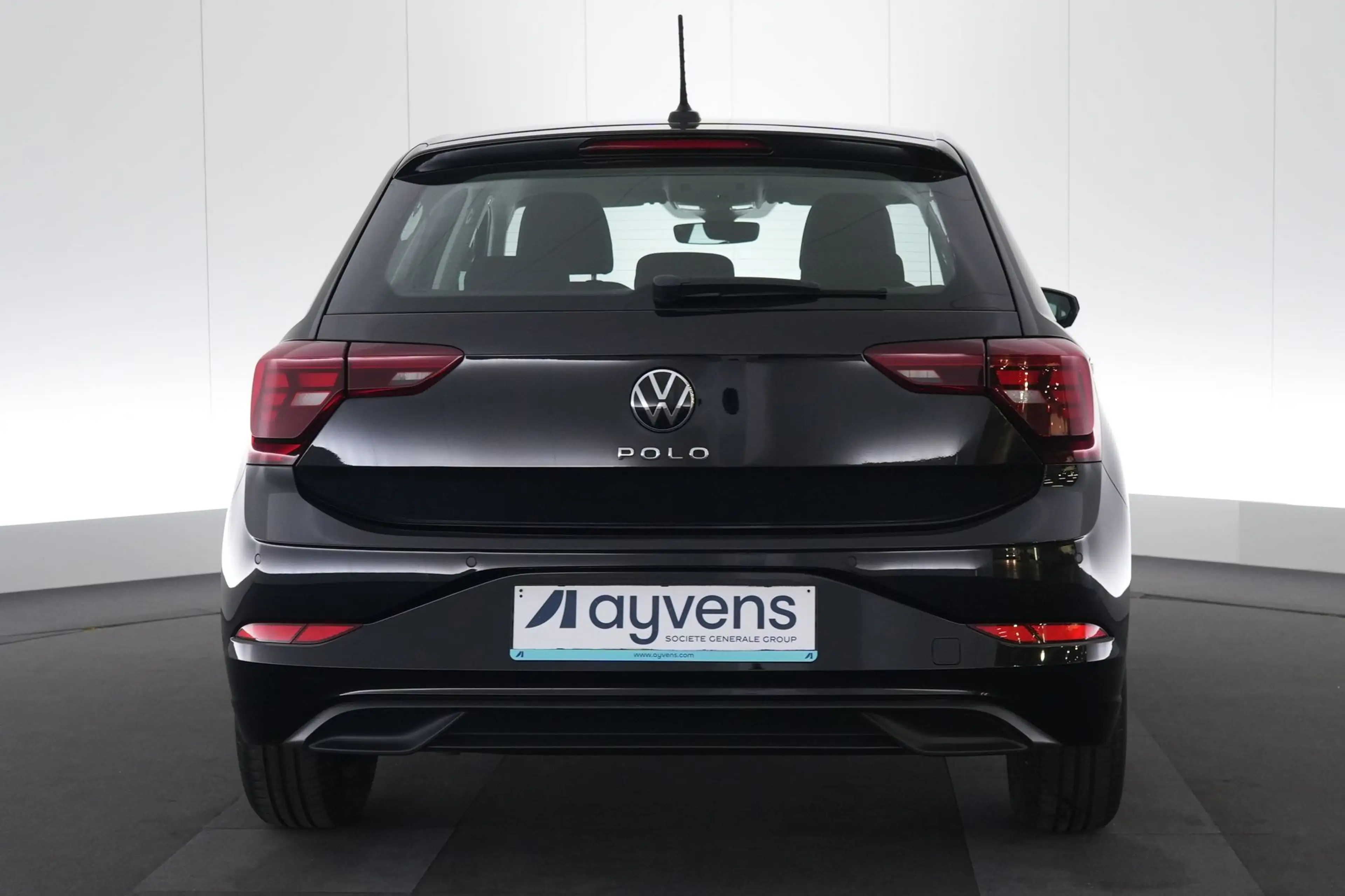 Volkswagen Polo 1.0 TSI Life Business LED GPS PDC CAM Carplay — photo 8