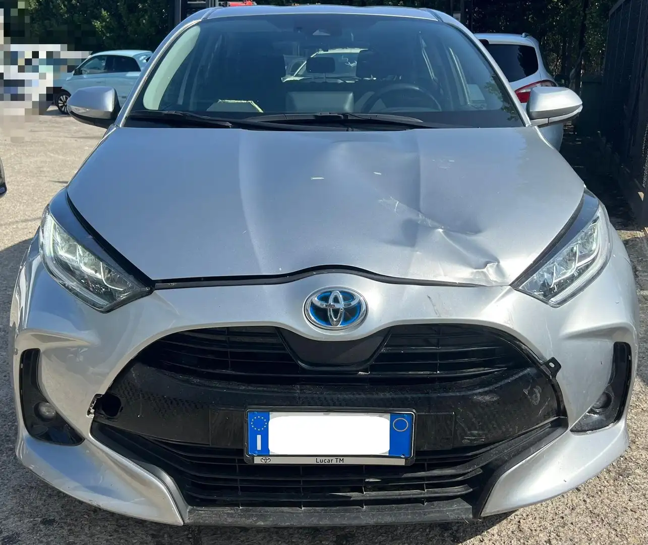 Toyota Yaris 1.5 HIBRID Grigio - 2