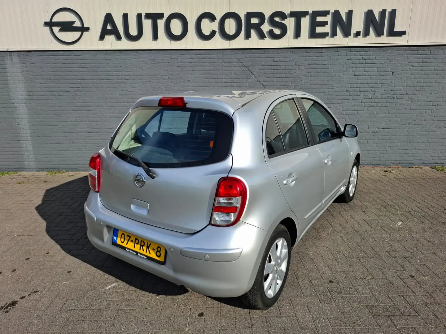 Nissan Micra 1.2I 5D Navi Ecc Cruise Control Pdc Connect Editio Grijs - 2