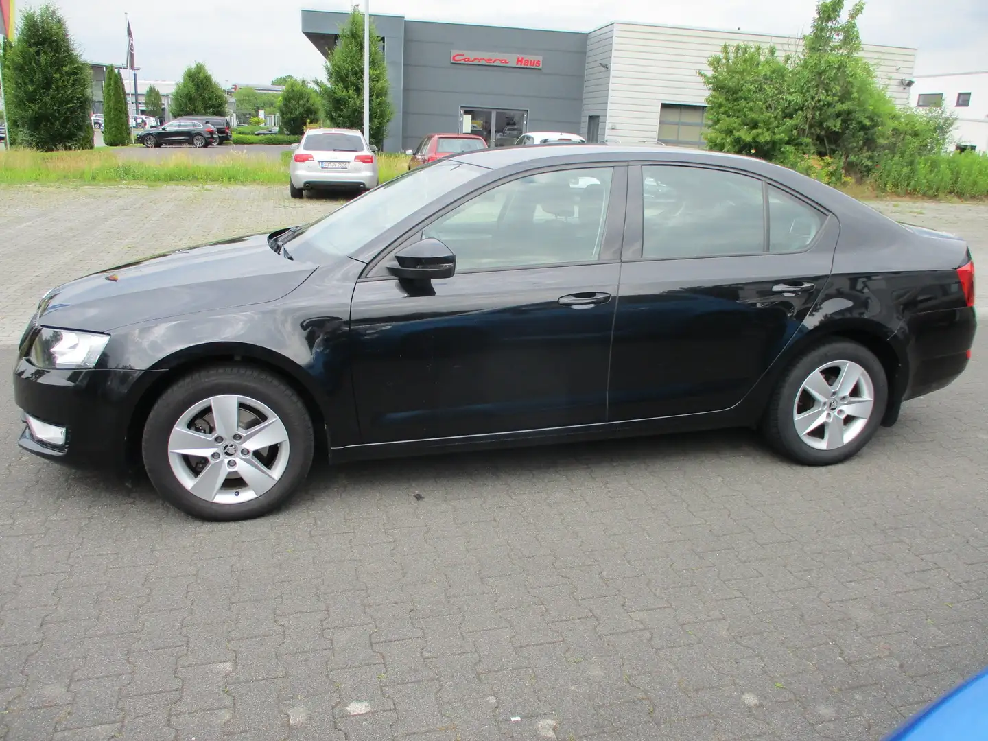 Skoda Octavia 1.6 TDI Green tec Ambition Klima Scheckheftgepf Nero - 1