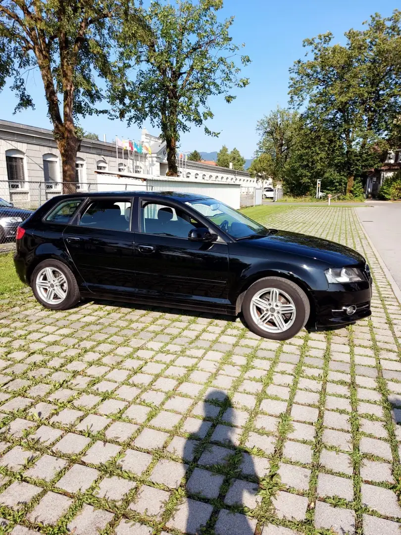 Audi A3 Select 1,6 TDI DPF - 1