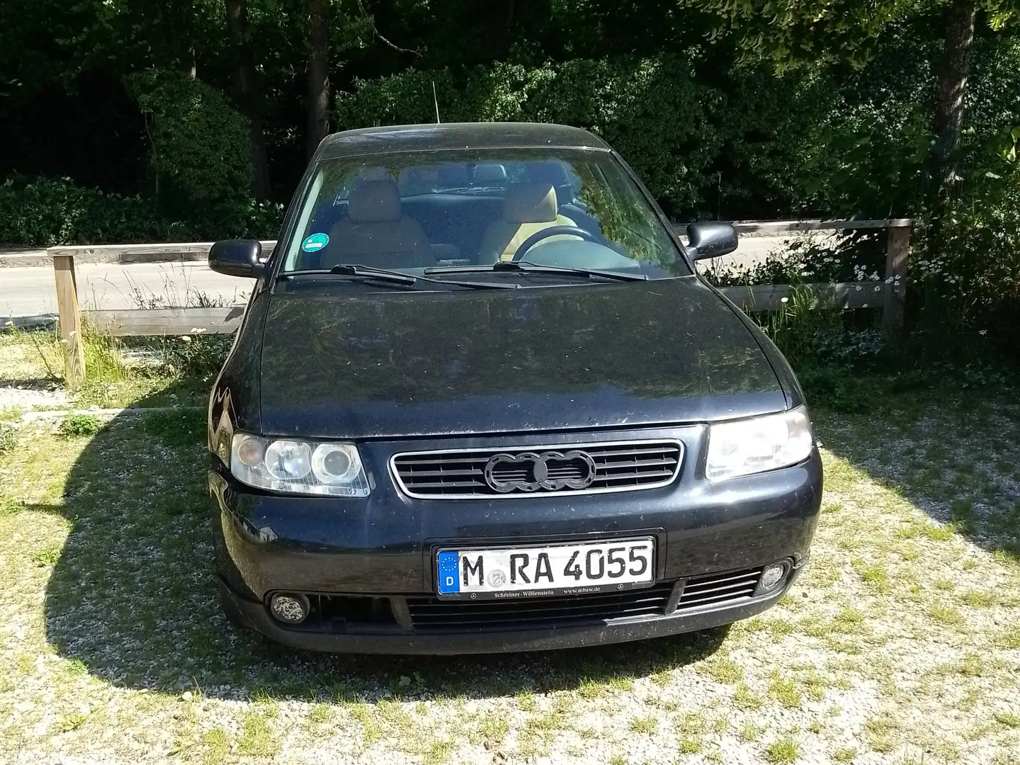 Audi A3 A3 1.6 Attraction Чорний - 1