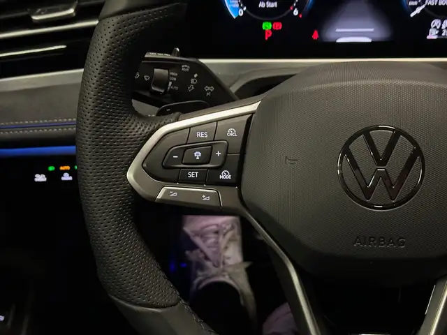 Volkswagen Passat view 18