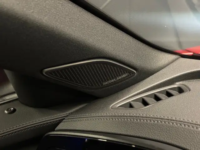 Volkswagen Passat view 20