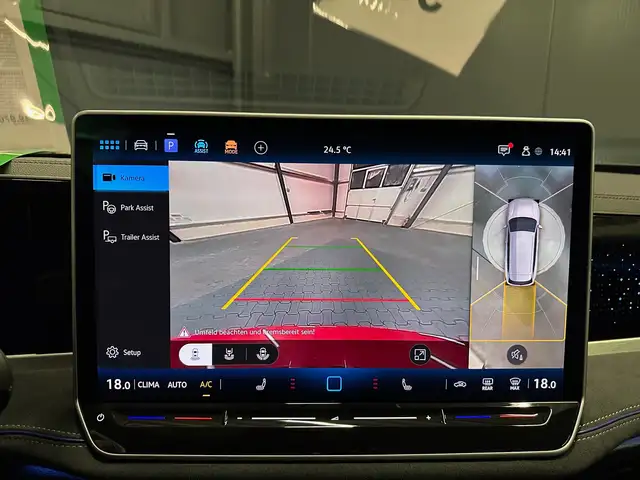 Volkswagen Passat view 23