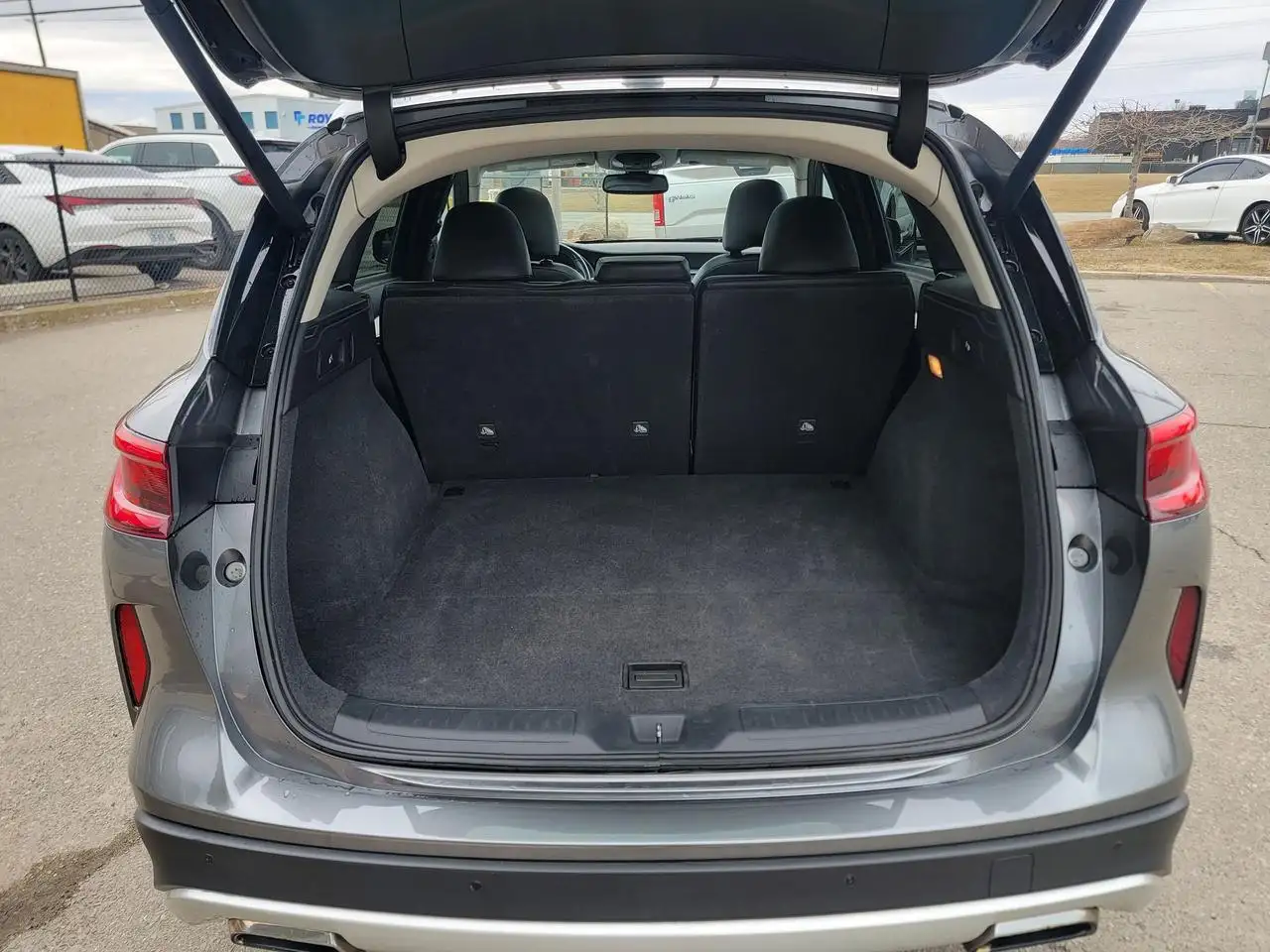 Infiniti QX50 снимка Infiniti QX50