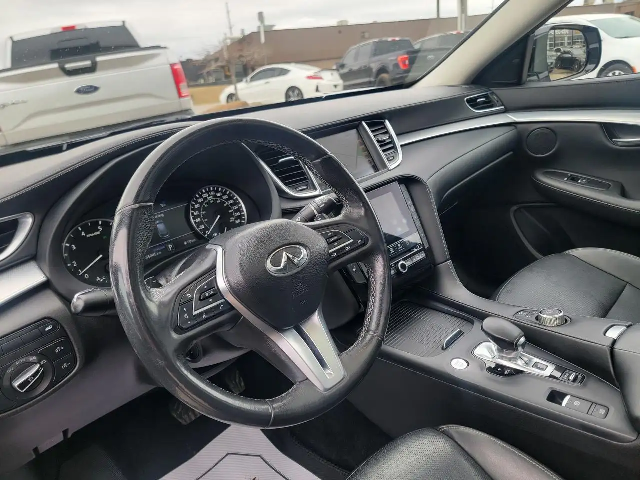 Infiniti QX50 снимка Infiniti QX50