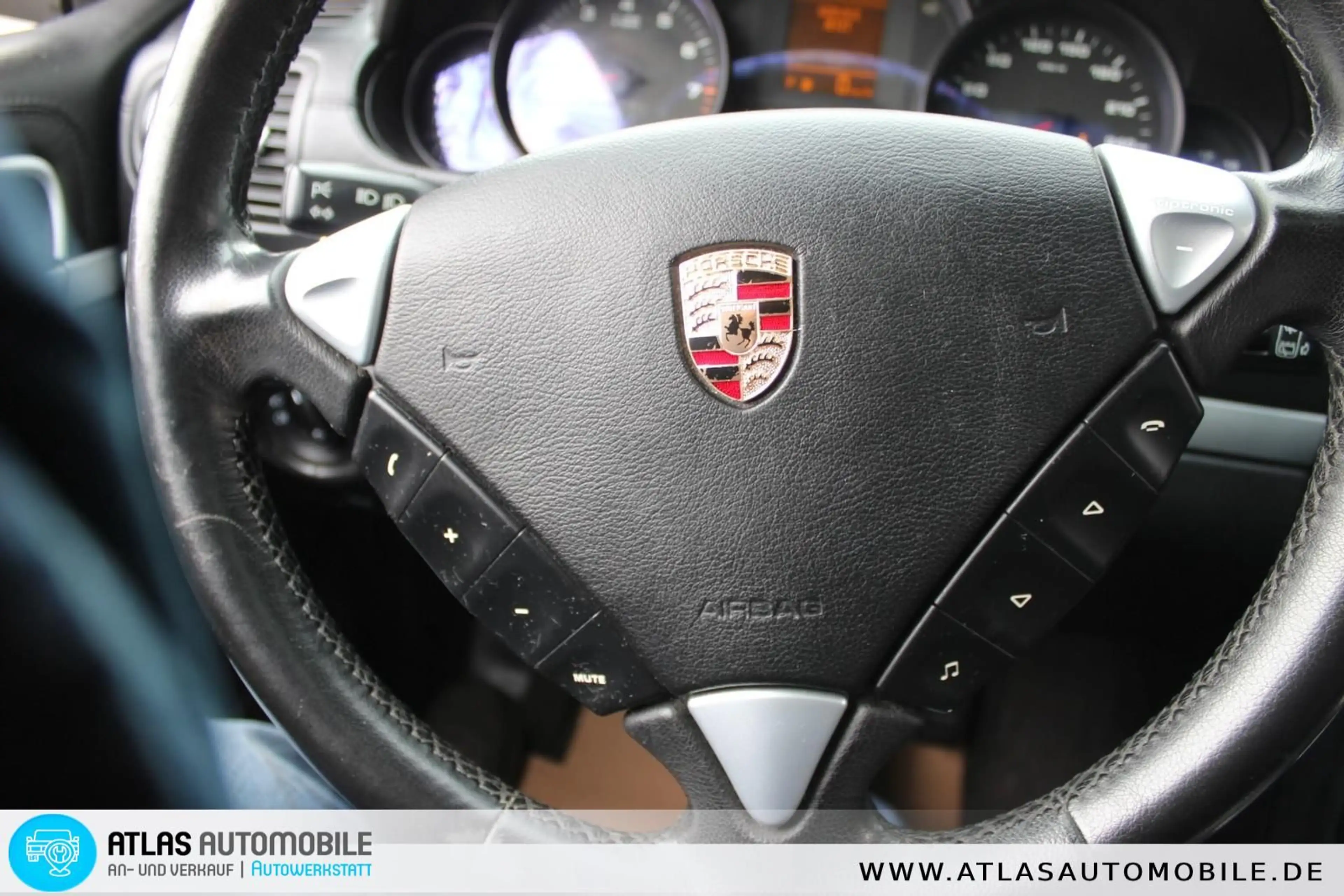 Porsche Cayenne Black Edition Leder=Navi=e.HGSD=Xenon — photo 10
