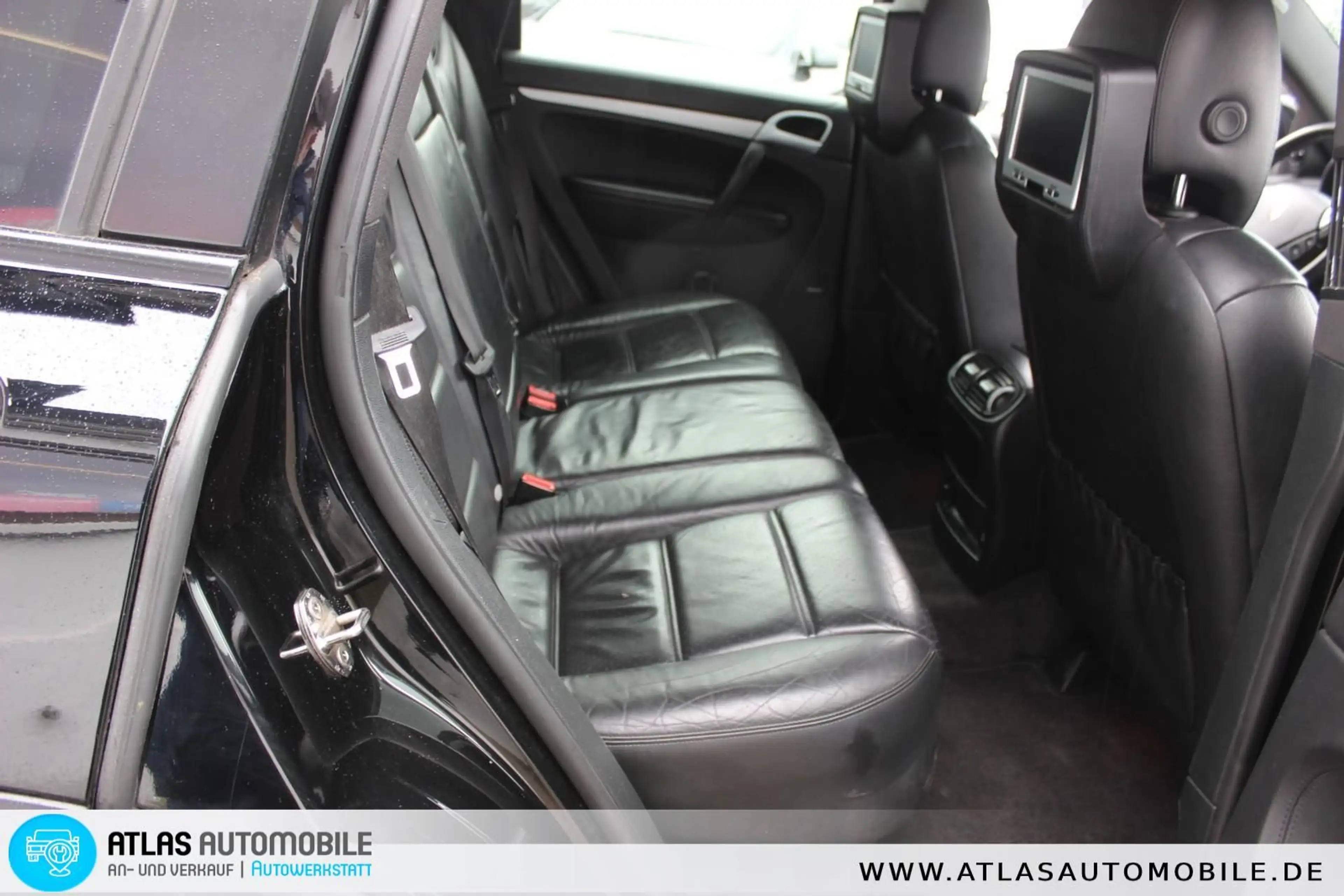 Porsche Cayenne Black Edition Leder=Navi=e.HGSD=Xenon — photo 11