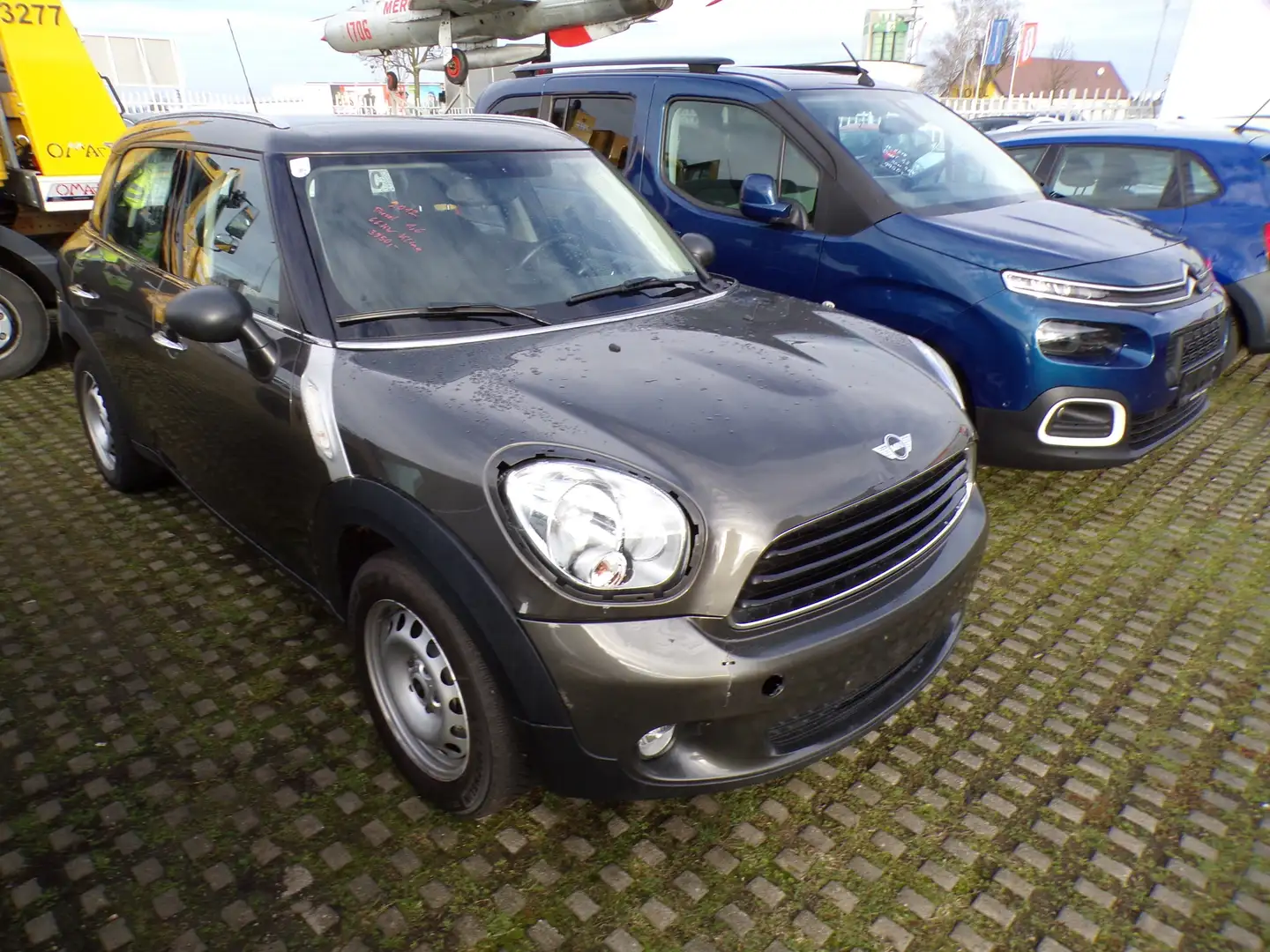MINI One D Countryman One D Grau - 1