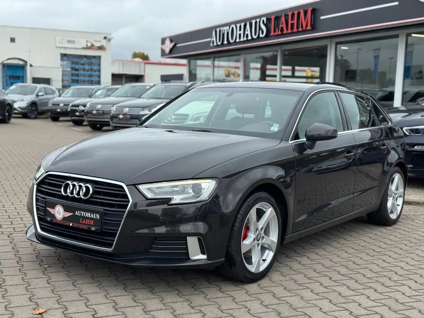 Audi A3 Sportback sport S-Line*LED Brun - 2